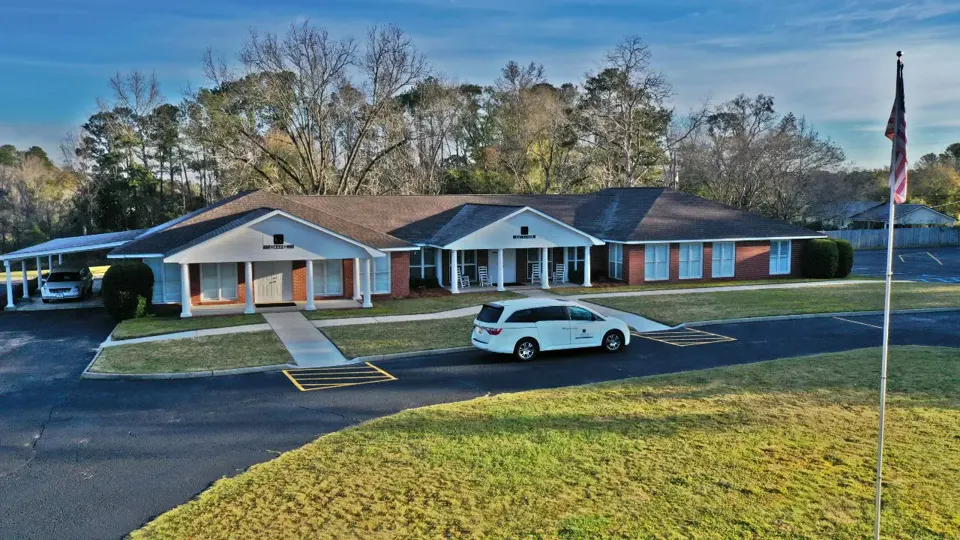 Glover Funeral Home in Eufaula, Alabama